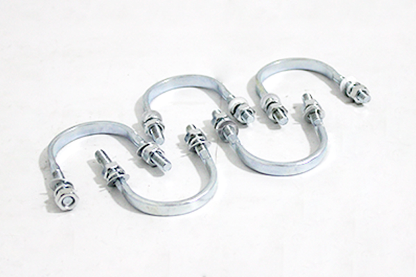 ABRAZADERA PROTECTOR D/PIERNA CG125/CG150 - BJR