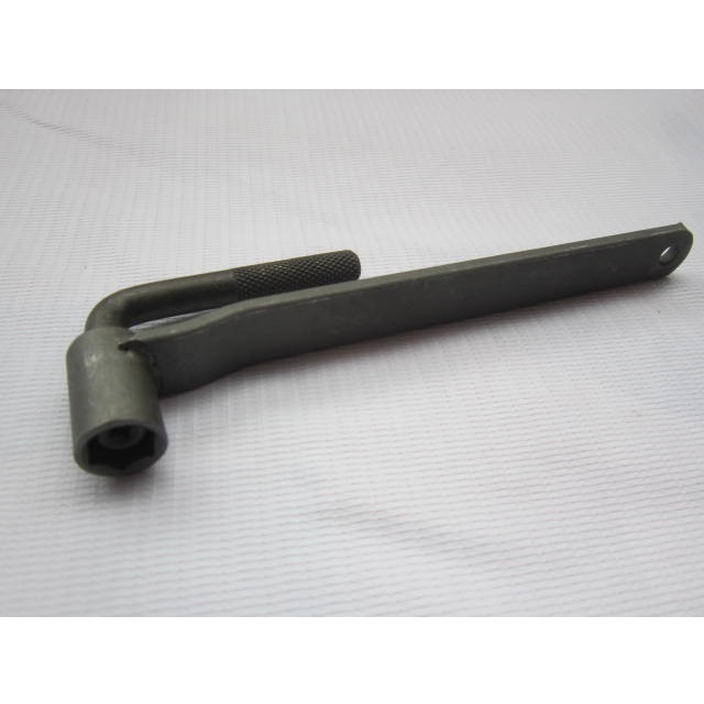 LLAVE REGULADOR PERNO BALANCIN CG125 - BJR
